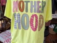 Comfort Colors Motherhood (neon lemon)